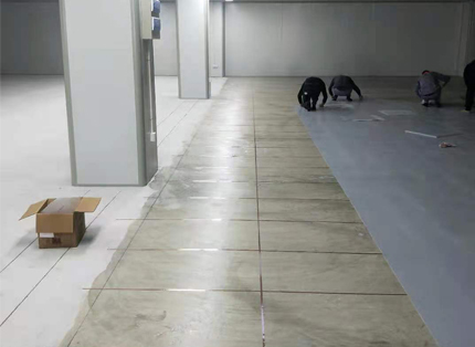 ���ý���